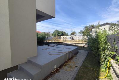 Casă cu 5 camere cu Teren 260 Mp în Berceni - 2