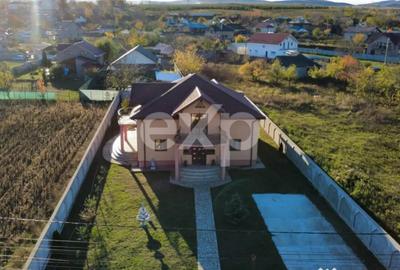 Casă cu 5 camere cu Teren 1019 Mp în Sascut - 18