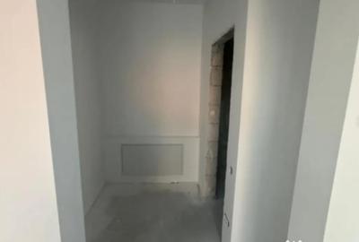 Casă cu 4 camere cu Teren 208 Mp în Central - 2