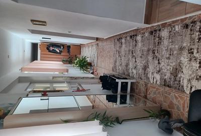 Casă cu 3 camere în Central - 1