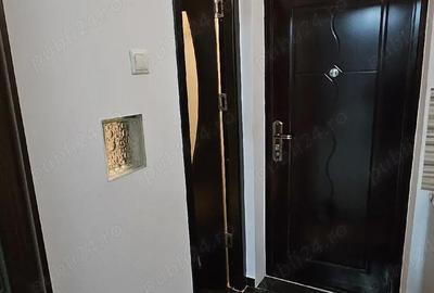 Garsonieră decomandată în Central - 4