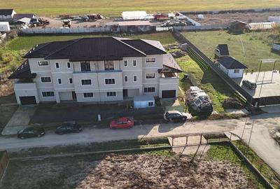 Casă cu 5 camere cu Teren 1000 Mp în Bălăceanca - 1