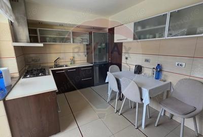 Casă cu Teren 1371 Mp în Donici - 14