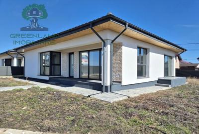 Casă cu 4 camere cu Teren 1500 Mp în Miroslava