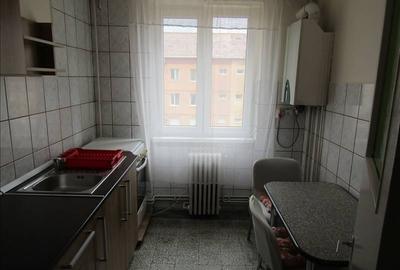 Apartament zona CEDONIA- str. Luptei - 6