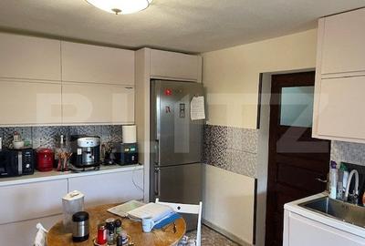 Casă individuală cu 7 camere cu Teren 157 Mp în Valea Rosie - 2