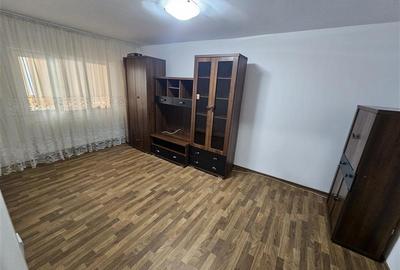 Apartament cu 2 camere decomandat în Narcisa - 2