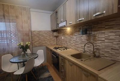 Apartament cu 3 camere semidecomandat în Central - 5