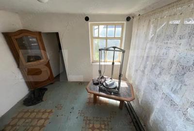 Casă cu 7 camere cu Teren 2500 Mp în Central - 7