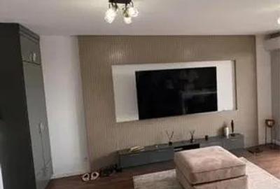 Apartament cu 3 camere decomandat în Olimpia-Stadion - 1