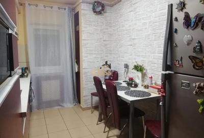 Apartament 4 camere | Decomandat | 80 mpu |Zona Calea Floresti - 3