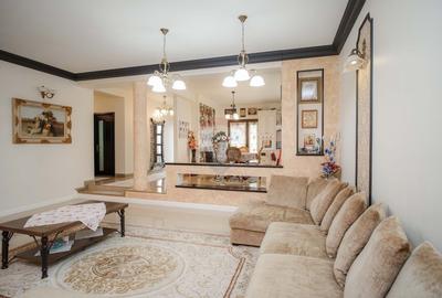 0% Comision - VILA de LUX de vanzare - Cu iaz natural - 2