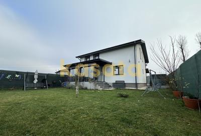 Casă cu 4 camere în Găneasa - 2