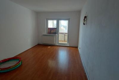 Apartament cu 3 camere în Calea București - 13