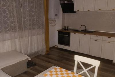 Apartament cu 2 camere decomandat în Malu Mare - 1