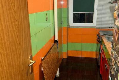 Apartament cu 3 camere, mobilat în Berceni - 11