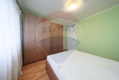 Apartament 3 camere de inchiriat - Tractorul, Str. Gloriei nr. 12 - 17