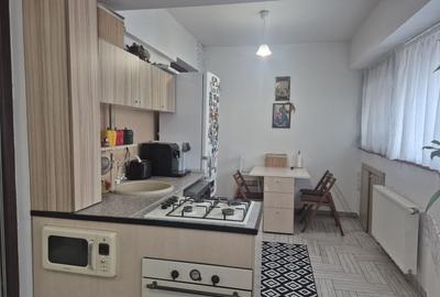 Apartament cu 3 camere decomandat, mobilat în Tomis Nord - 10