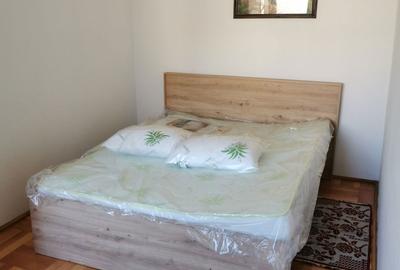 Apartament cu 3 camere decomandat în Exterior Vest