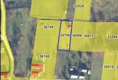 Teren de 990 mp, în Cacica - 6