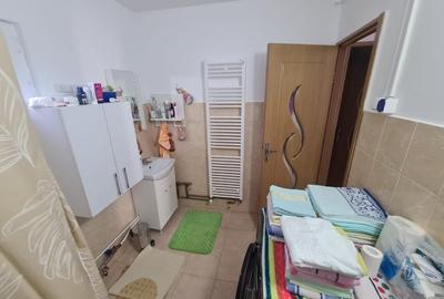 Casă + Anexă pe teren de 1.200 m² în Berislăvești, județul Vâlcea - 10