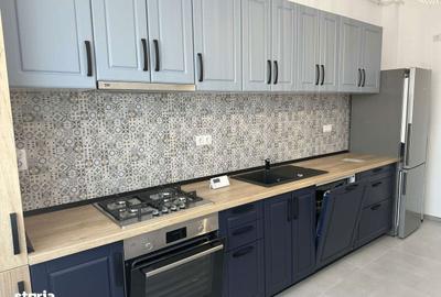 Apartament cu 3 camere decomandat în Central - 1