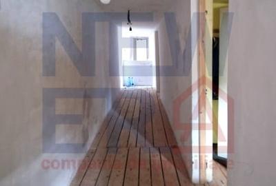 Casă individuală cu 5 camere cu Canalizare în Andronache - 8