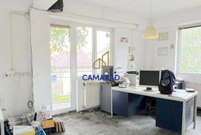 Vila de vanzare cu 4 camere - Metrou Grivita - 9