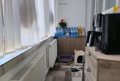 De vanzare apartament cu 2 camere in Micro 16 - 7