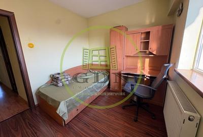 Apartament 3 camere, decomandat, 72mp, cartier 1 Mai, zona Scoala 36 - 5