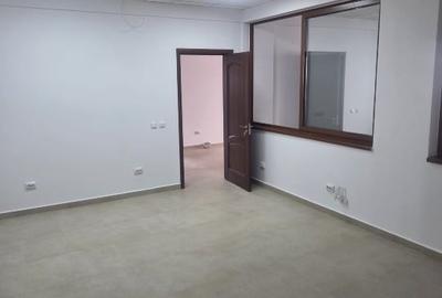 Birou, de 106 mp, în Calea Severinului - 2