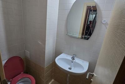 Apartament cu 3 camere decomandat în Central - 1