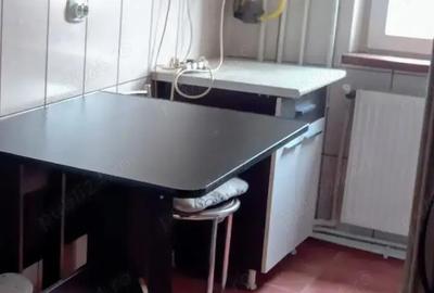 Apartament cu 2 camere semidecomandat în Micro 15 - 2