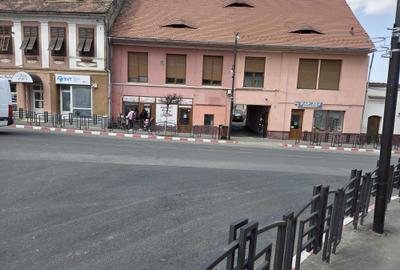 Spațiu comercial, în Central - 8