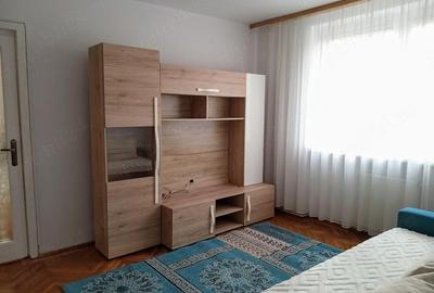 Apartament cu 3 camere semidecomandat în Ultracentral - 2