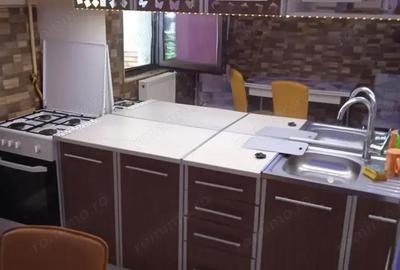 Garsonieră decomandată în Central