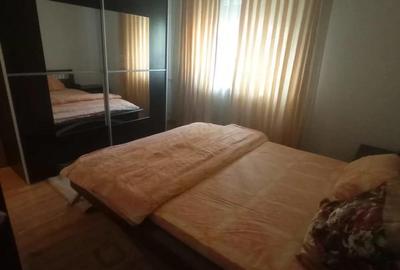 Apartament cu 3 camere decomandat în Șagului