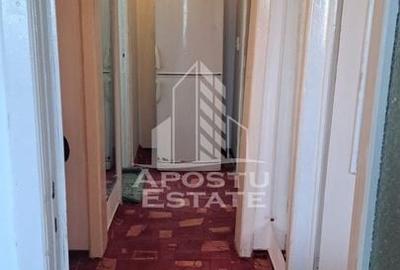 Apartament cu 3 camere, decomandat, zona Sagului - 8