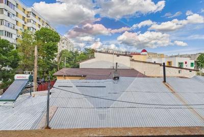 Apartament cu 2 camere decomandat în P-ța Muncii - 11