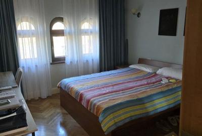 Casă cu 4 camere în Bucium - 13