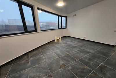 Spatiu Comercial 65 mp bloc Avanera! De ! 0727817187 - 1