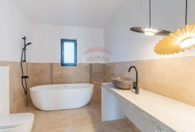 Casă cu 4 camere cu Teren 738 Mp în Jucu - 17