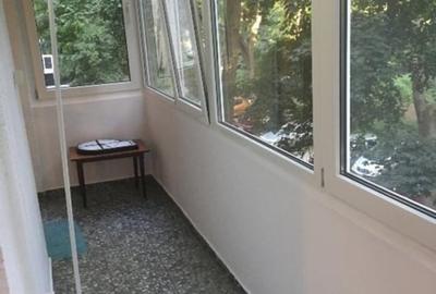 Apartament cu 4 camere semidecomandat, mobilat în Titan - 14