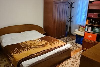 Inchiriez apartament 4 camere - 6