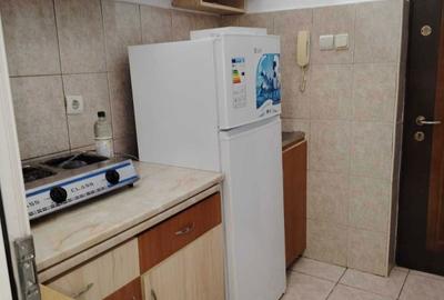 Garsonieră decomandată în Central - 6