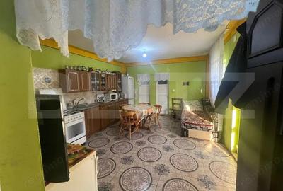 Casa de vanzare in Sangeorgiu de Mure? cu 1.030 m2 teren pre? negociabil - 2