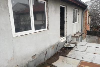 Teren de 216 mp, în Domenii