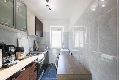 VANDUT Apartament cu 2 camere la etaj 3 Calea Romanilor - 2