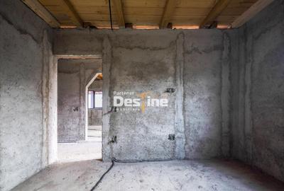 Casă cu 3 camere cu Canalizare în Ciurea - 2