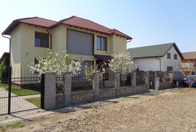 Casă individuală cu 5 camere cu Teren 672 Mp în Dumbrăvița - 1